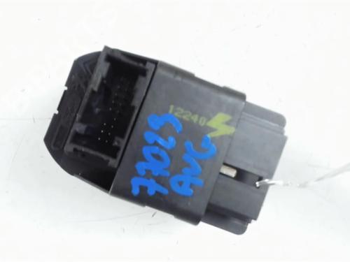 Left front window switch PEUGEOT 206 Hatchback (2A/C) 1.4 HDi eco 70 | BP27638490I27 - Image 4
