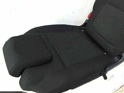 Rear seat PEUGEOT 5008 (0U_, 0E_) 1.6 HDi | BP21204812C17