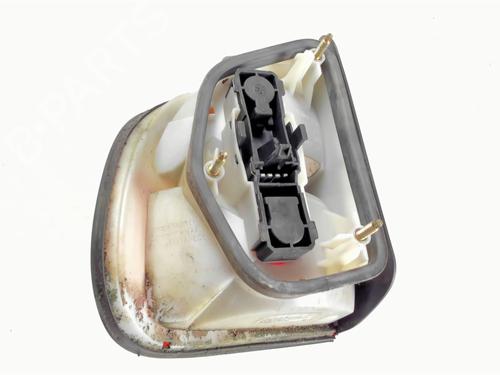 Used Right taillight RENAULT SAFRANE II (B54_) 2.0 16V (B54L) (136 hp) 20428933