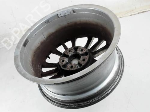 Used Rim Rim 31981918 31981918