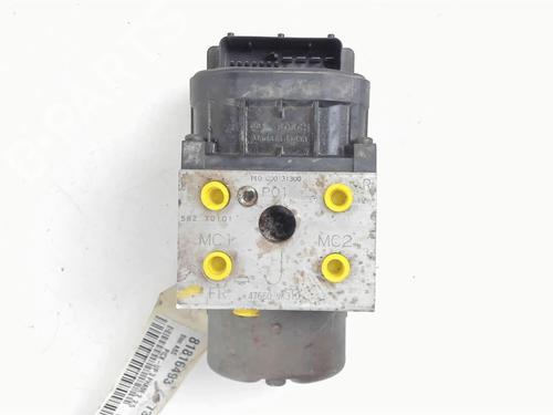 Used ABS pump NISSAN NAVARA (D22) 2.5 D 4x4 (133 hp) 20422874