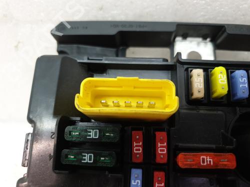 Fuse box CITROËN C3 II (SC_) 1.4 HDi 70 (SC8HZC, SC8HR0, SC8HP4) | BP25623397E1 