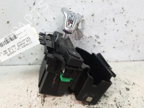 Used Gear lever Gear lever CITROËN DS5 1.6 HDi 110 (112 hp) 20381612 20381612