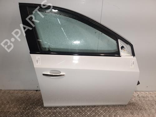 right-front-door-chevrolet-cruze-hatchback-j305-2010-23781441 main image