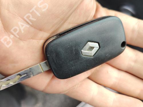 Gebruikte RENAULT CLIO III (BR0/1, CR0/1) 1.2 16V (BR02, BR0J, BR11, CR02, CR0J, CR11) 4972021 Onderdelen