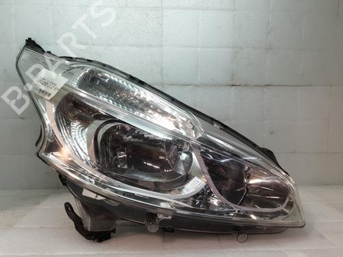 Used Right headlight PEUGEOT 208 I (CA_, CC_) 1.6 HDi / BlueHDi 75 (75 hp) 30193311