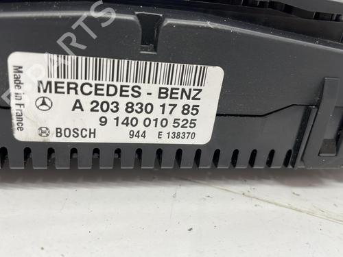 Used Climate control MERCEDES-BENZ C-CLASS (W203) C 220 CDI (203.008) (150 hp) 20376448