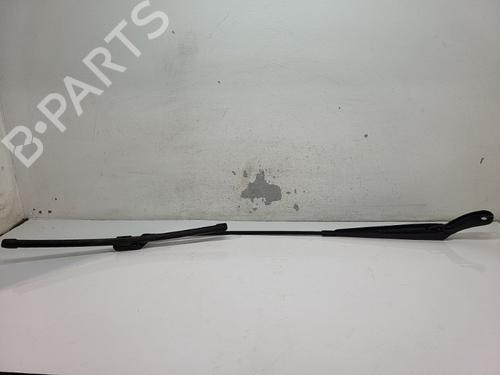 Front windshield wiper arm PEUGEOT 208 I (CA_, CC_) 1.2 VTI 82 | BP20377695C143 