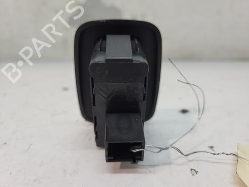 Used Left rear window switch Left rear window switch CITROËN C5 III Break (RW_) 2.0 HDi 165 (163 hp) 20377601 20377601