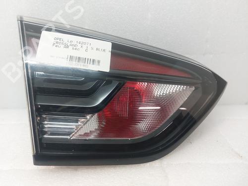 Venstre baglygte bagklap OPEL CROSSLAND X / CROSSLAND (P17, P2QO) 1.5 Turbo D (75) (120 hp) 22379986
