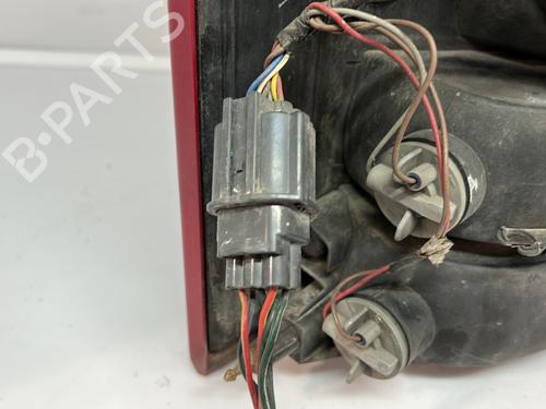Used Right taillight Right taillight LAND ROVER DISCOVERY III (L319) [2004-2009] 33851130 33851130