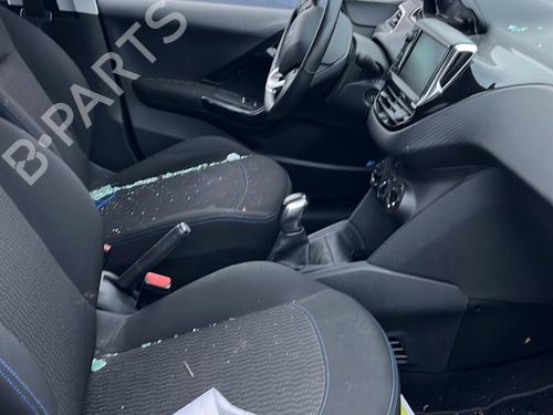 Right front door PEUGEOT 208 I (CA_, CC_) 1.2 VTI 82 | BP29822139C3 