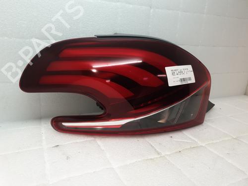 Used Left taillight Left taillight 32044926 32044926