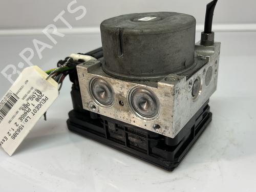 Used ABS pump ABS pump PEUGEOT 208 I (CA_, CC_) 1.2 THP 110 (110 hp) 33917060 33917060