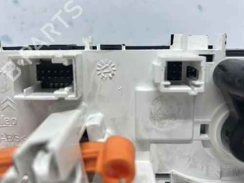 Climate control PEUGEOT 208 I (CA_, CC_) 1.2 VTI 82 | BP20375118I5 