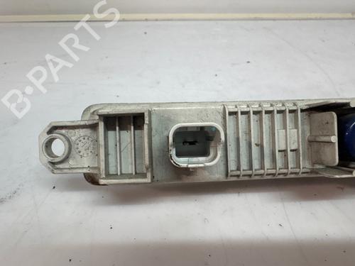 Used Right daytime light Right daytime light 37165731 37165731
