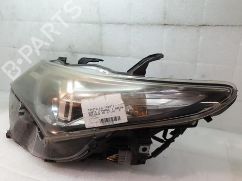 Left headlight TOYOTA AURIS Estate (_E18_) 1.8 Hybrid (ZWE186_, ZWE186R, ZWE186H) | BP30193314C28 