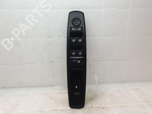 Used Left front window switch RENAULT MEGANE III Hatchback (BZ0/1_, B3_) 1.5 dCi (BZ09, BZ0D, BZ1W, BZ29, BZ14) (110 hp) 30882028