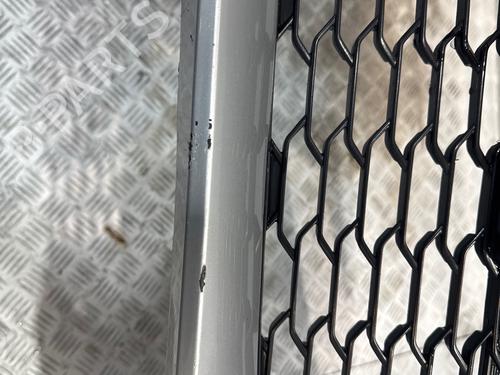Used Front bumper Front bumper 39458694 39458694