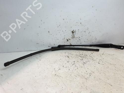 Used Front windshield wiper arm Front windshield wiper arm PEUGEOT 208 I (CA_, CC_) 1.4 HDi (68 hp) 20381676 20381676
