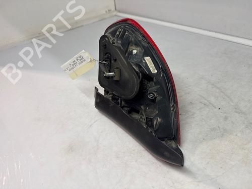 left-tailgate-light-peugeot-2008-i-cu_-2013-39214142 main image