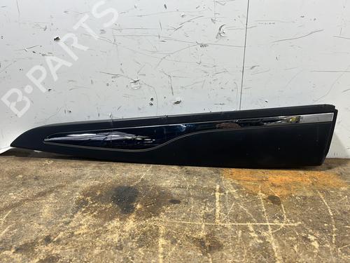 Door moulding trim RENAULT CLIO IV (BH_) 0.9 TCe 90 (BHNF, BHMA, BHMH, BHJK, BHJR) | BP20375862C150 