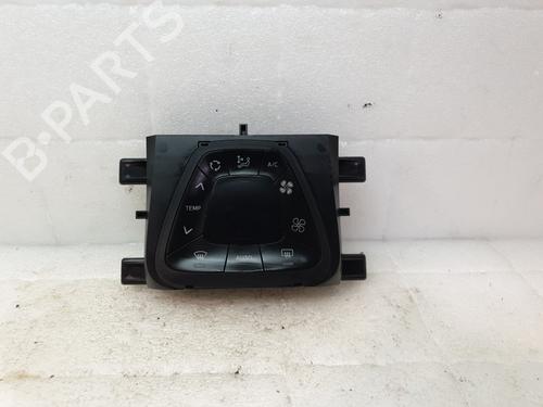 Used Climate control Climate control PEUGEOT 108 1.0 VTi (69 hp) 24922614 24922614
