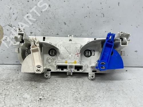 Used Climate control RENAULT CLIO IV (BH_) 1.5 dCi 75 (75 hp) 25268305