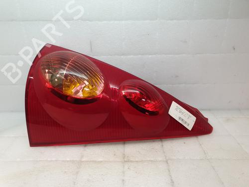 Used Right taillight PEUGEOT 107 (PM_, PN_) 1.0 (68 hp) 25447533