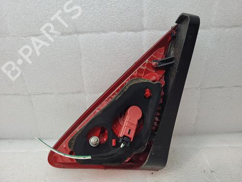 Used Left tailgate light Left tailgate light PEUGEOT 3008 I MPV (0U_) 2.0 HDi Hybrid4 (0URHCA) (200 hp) 21820468 21820468