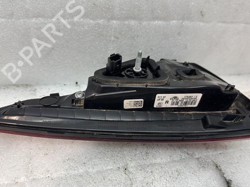 Used Right tailgate light Right tailgate light RENAULT CLIO V (B7_) 1.0 TCe 90 (B7MT) (91 hp) 33432974 33432974