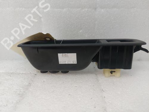 right-rear-window-switch-dacia-duster-hm_-15-dci-115-hmad-254218614r-2017-22536183 main image