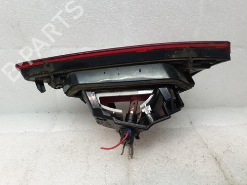 left-tailgate-light-renault-clio-iv-bh_-2012-2013-2014-2015-2016-2017-2018-2019-2020-2021-23781589 main image