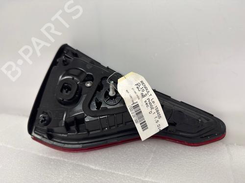 Used Right tailgate light Right tailgate light RENAULT CLIO V (B7_) 1.5 Blue dCi 85 (B7AG) (86 hp) 36381258 36381258
