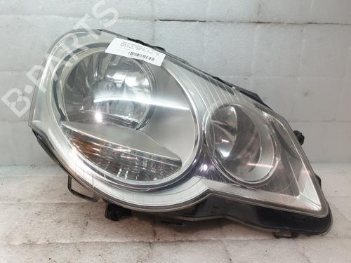 Phare droit VW POLO IV (9N_, 9A_) 1.2 12V (64 hp) 29822029
