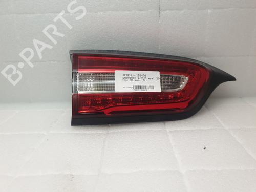 Feu de coffre gauche JEEP CHEROKEE (KL) 2.0 CRD (140 hp) 31826731