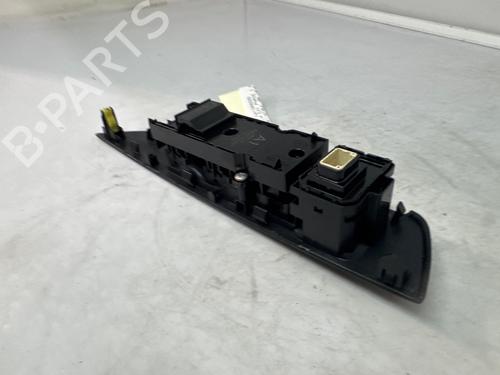 Left front window switch TOYOTA COROLLA Estate (_E21_) 1.8 Hybrid (ZWE211W) | BP39458686I27 - Image 3