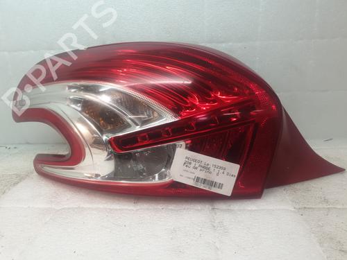 Fanale posteriore sinistro PEUGEOT 208 I (CA_, CC_) 1.4 HDi (68 hp) 32088946