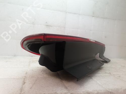 Used Right taillight Right taillight FIAT DOBLO Cargo (263_) 1.6 D Multijet (263WXD1B, 263WXR1B, 263WXX1B, 263ZXD1B,... (105 hp) 30091142 30091142