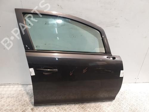 Used Right front door OPEL CORSA D (S07) 1.4 (L08, L68) (100 hp) 31378101