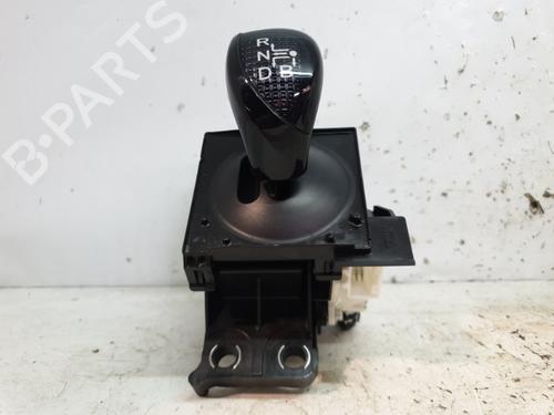 Used Gear lever TOYOTA AURIS (_E18_) 1.8 Hybrid (ZWE186_, ZWE186R) (136 hp) 20374690