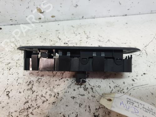 Right front window switch PEUGEOT 308 I (4A_, 4C_) 1.6 HDi | BP20374595I26 