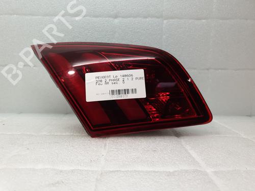 Used Left tailgate light Left tailgate light 23781537 23781537