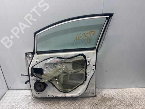 Used Right front door Right front door TOYOTA VERSO (_R2_) 2.0 D-4D (AUR20_, AUR20R) (126 hp) 39930000 39930000