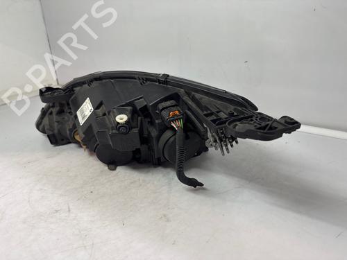 Used Right headlight Right headlight 39240226 39240226