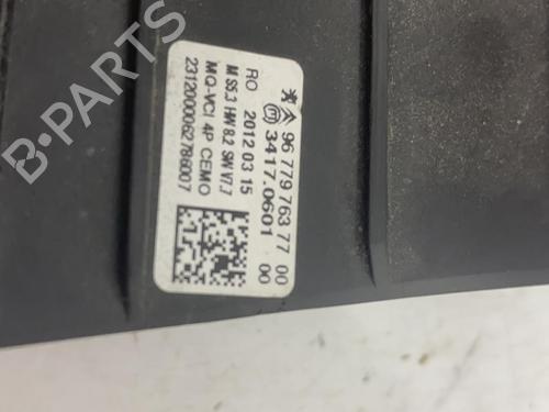 Used Switch Switch PEUGEOT 508 I (8D_) 2.0 HDi Hybrid4 AWC (200 hp) 22596094 22596094