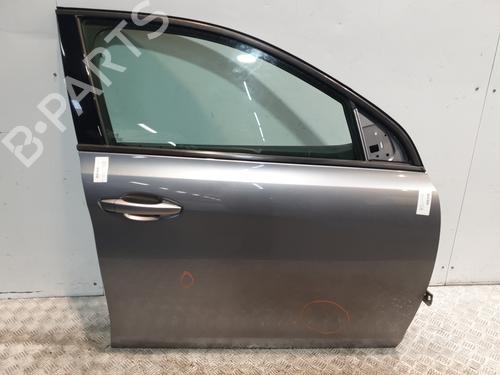 Used Right front door PEUGEOT 308 SW II (LC_, LJ_, LR_, LX_, L4_) 1.6 BlueHDi 120 (120 hp) 32412227