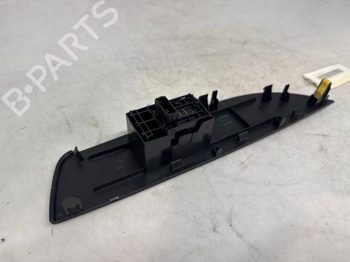 Used Right front window switch Right front window switch 39458687 39458687