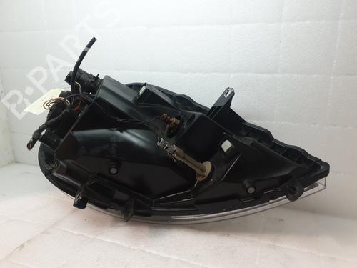 Used Left headlight Left headlight OPEL VIVARO A Van (X83) 2.0 CDTI (F7) (114 hp) 31585748 31585748