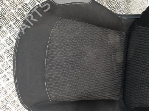 Used Right front seat Right front seat PEUGEOT 208 I (CA_, CC_) 1.6 HDi / BlueHDi 75 (75 hp) 24653180 24653180